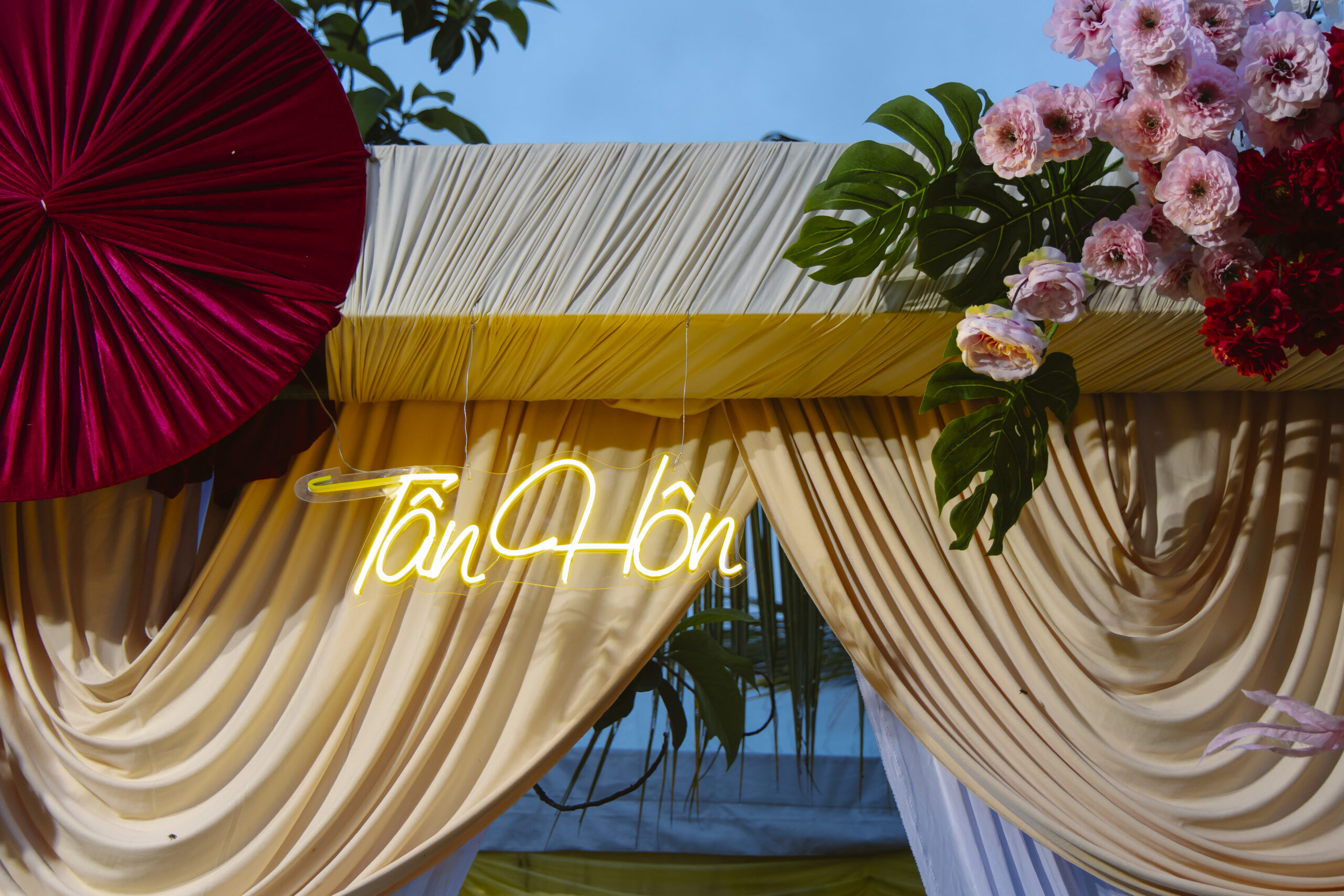 KIM YẾN HOÀNG KHỞI nt l0003